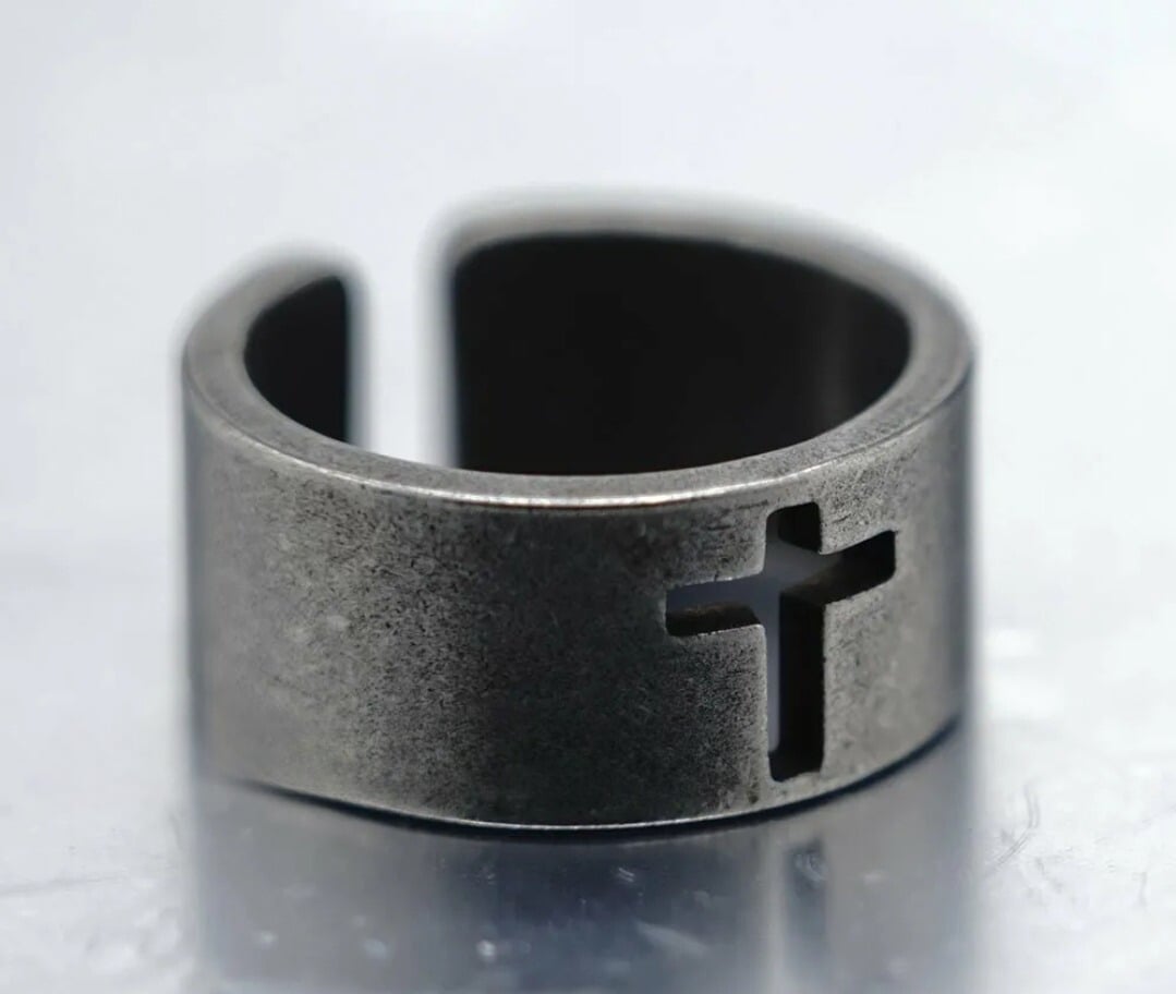 Metallic Cross Ring