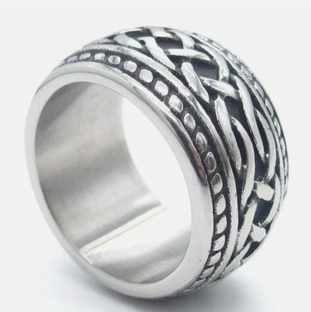 Celtic Infinity Knot Ring